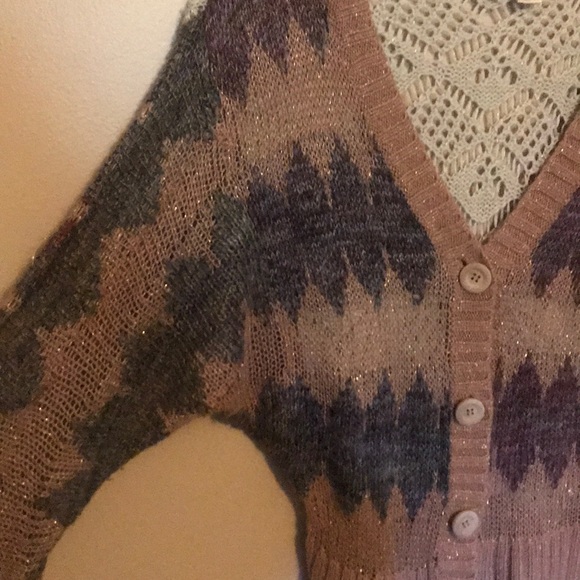 BKE sweater - Picture 4 of 4